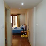 Ithaki Phinikoudes No. 107 Apartman *
