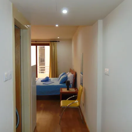 Ithaki Phinikoudes No. 107 Apartment *
