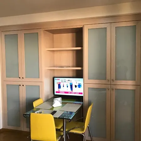 Apartment Ithaki Phinikoudes No. 107