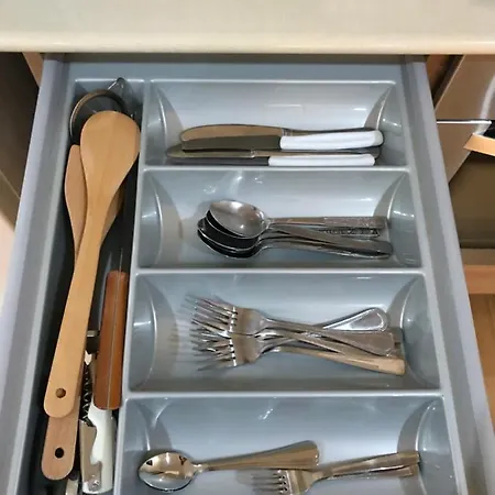 Ithaki Phinikoudes No. 107 Λάρνακα