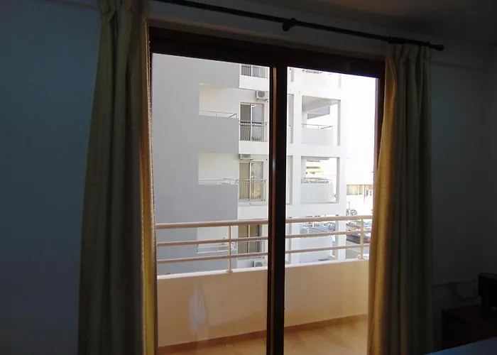 Appartamento Ithaki Phinikoudes No. 107 *