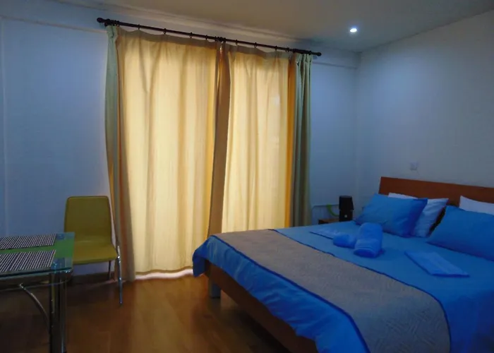 Appartamento Ithaki Phinikoudes No. 107 *